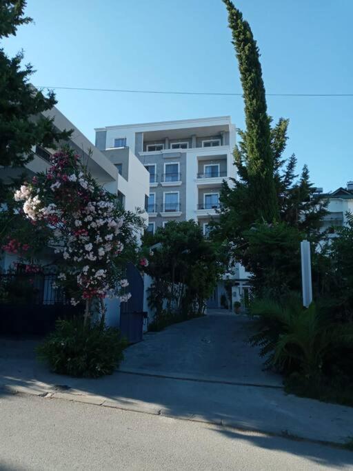 Royal Hill Apartments 2 By Ps Durrës 外观 照片