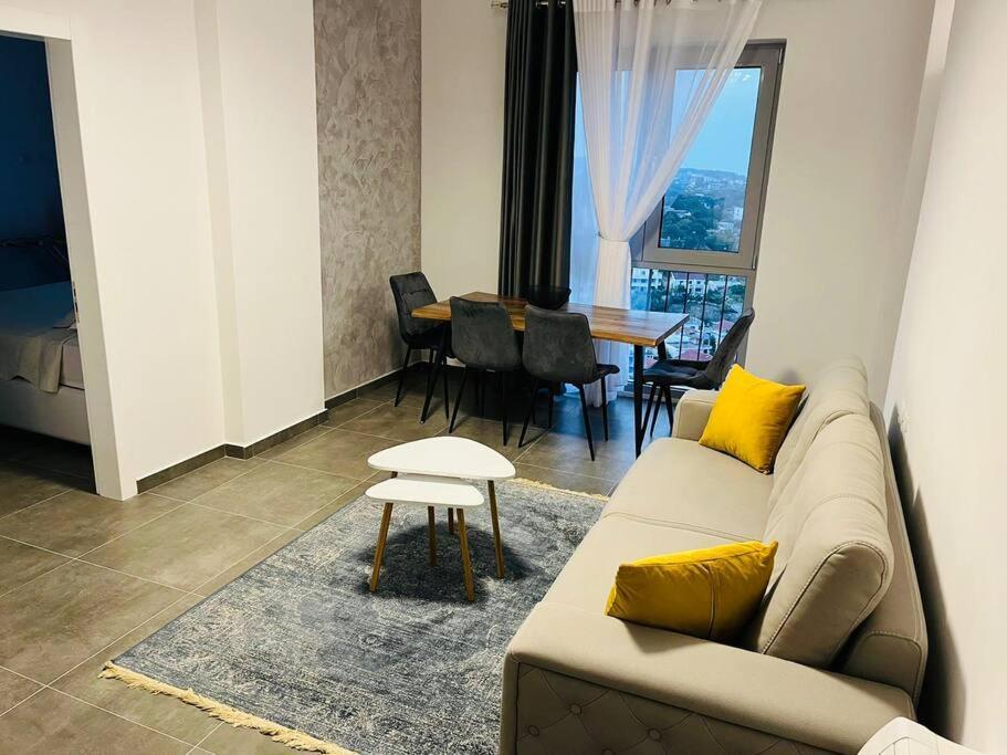 Royal Hill Apartments 2 By Ps Durrës 外观 照片